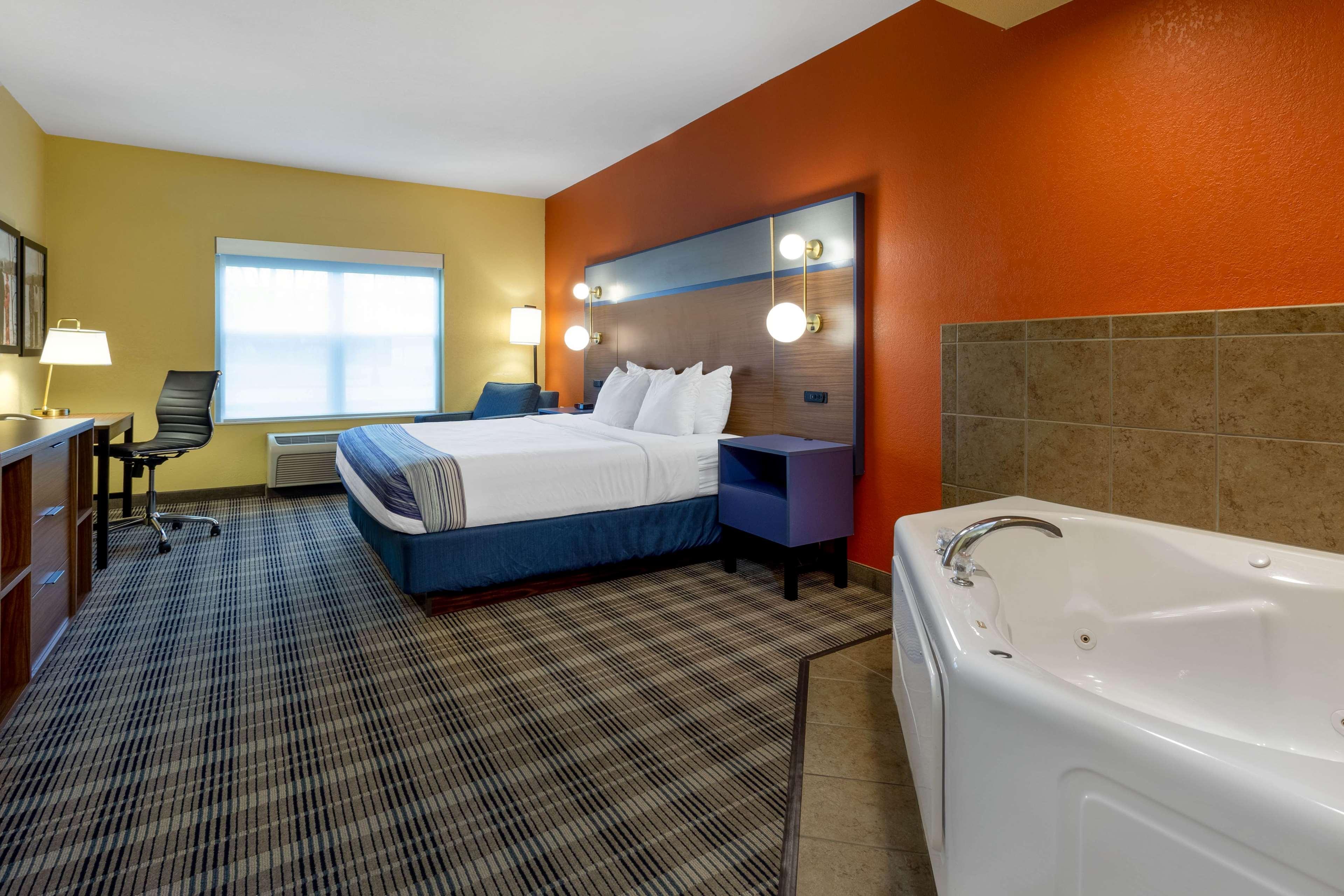 Americinn By Wyndham Fulton Clinton Extérieur photo