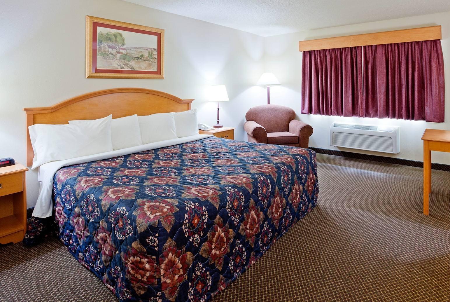 Americinn By Wyndham Fulton Clinton Extérieur photo