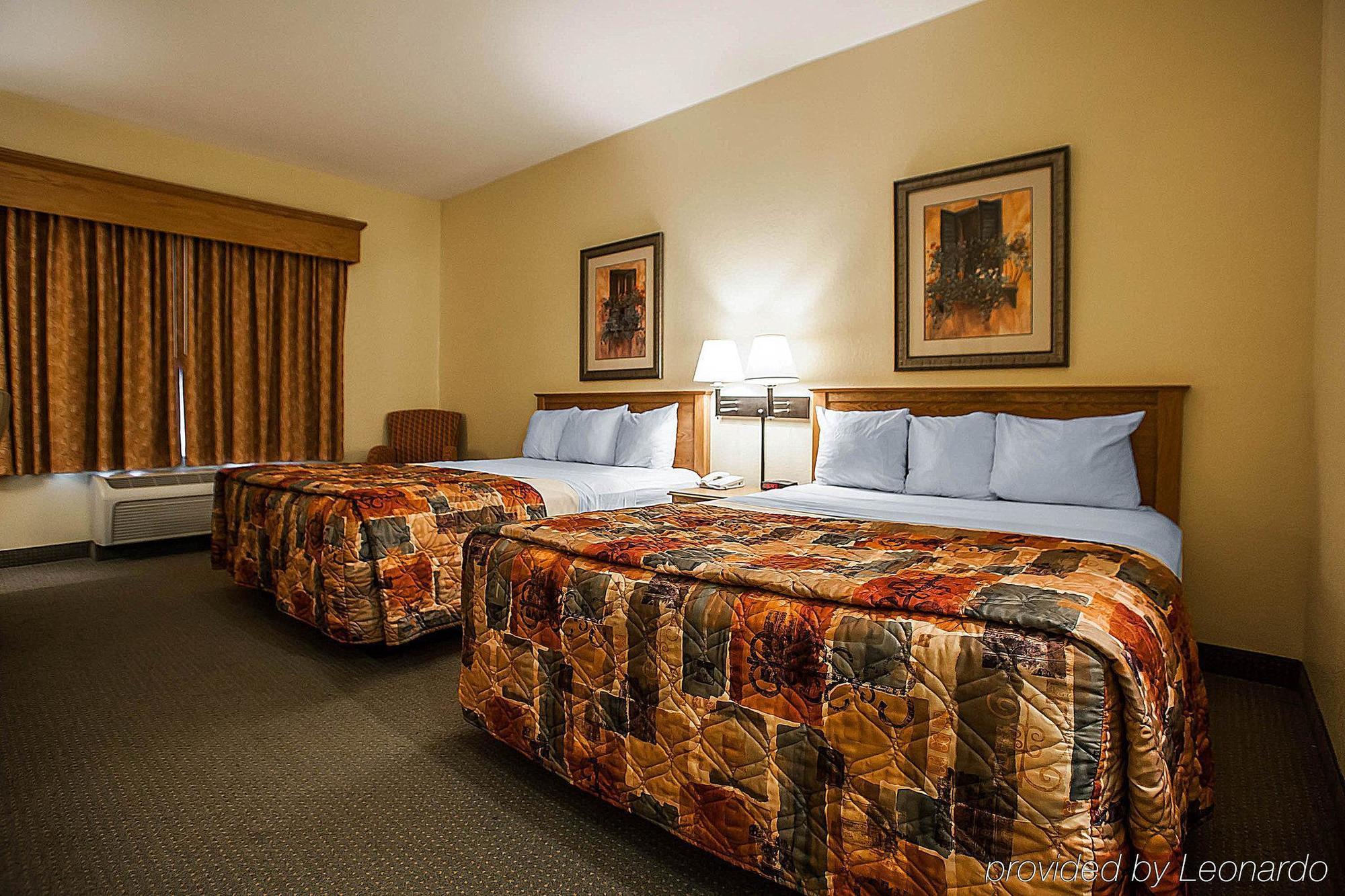 Americinn By Wyndham Fulton Clinton Extérieur photo