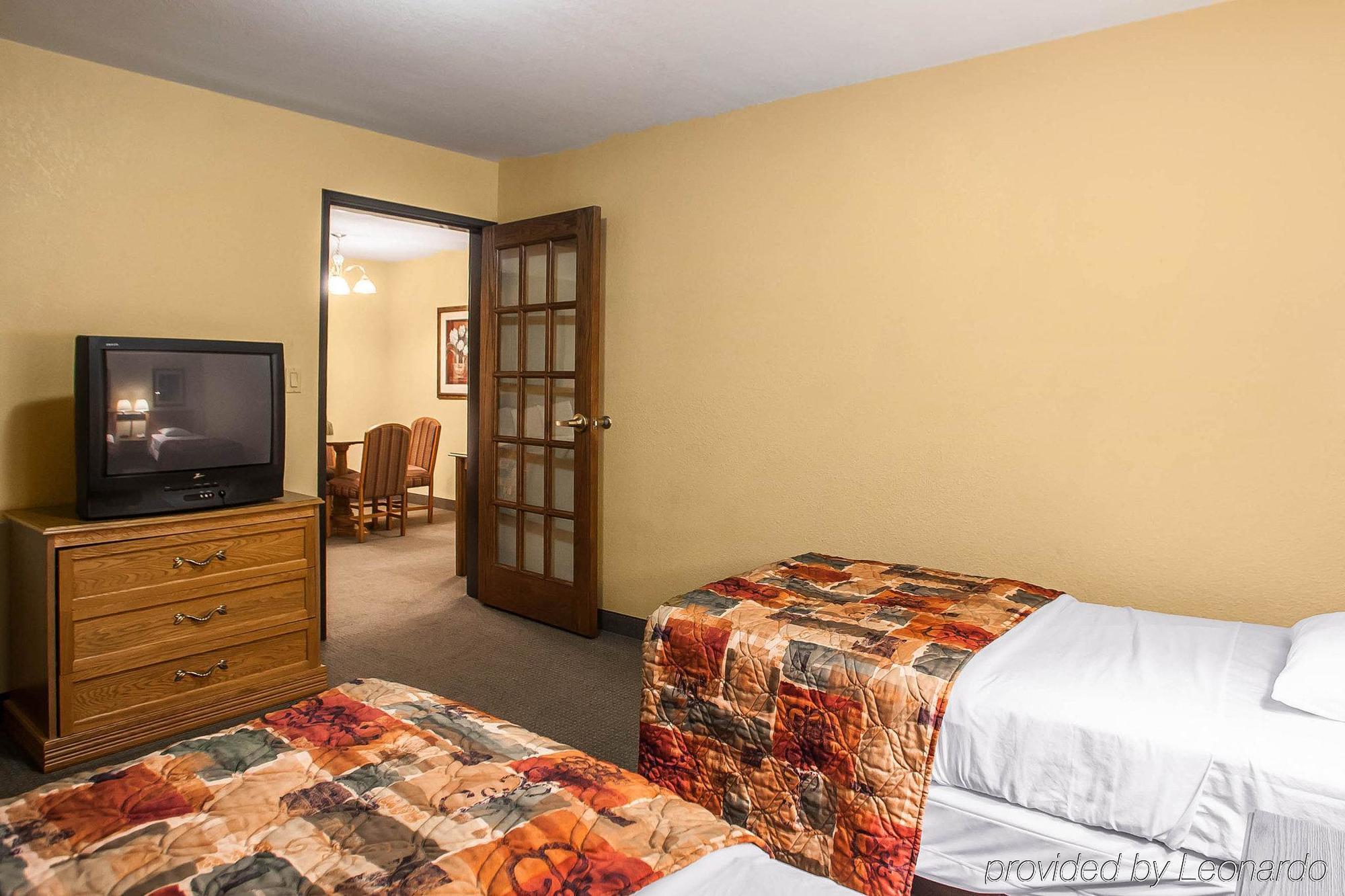 Americinn By Wyndham Fulton Clinton Extérieur photo