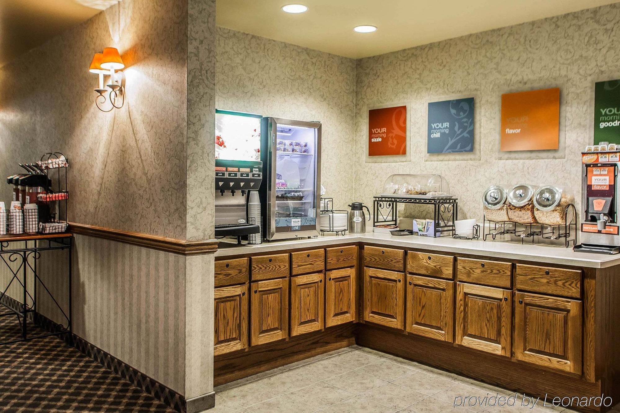 Americinn By Wyndham Fulton Clinton Extérieur photo