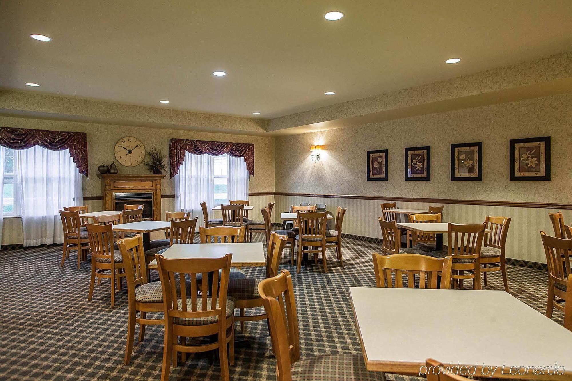 Americinn By Wyndham Fulton Clinton Extérieur photo