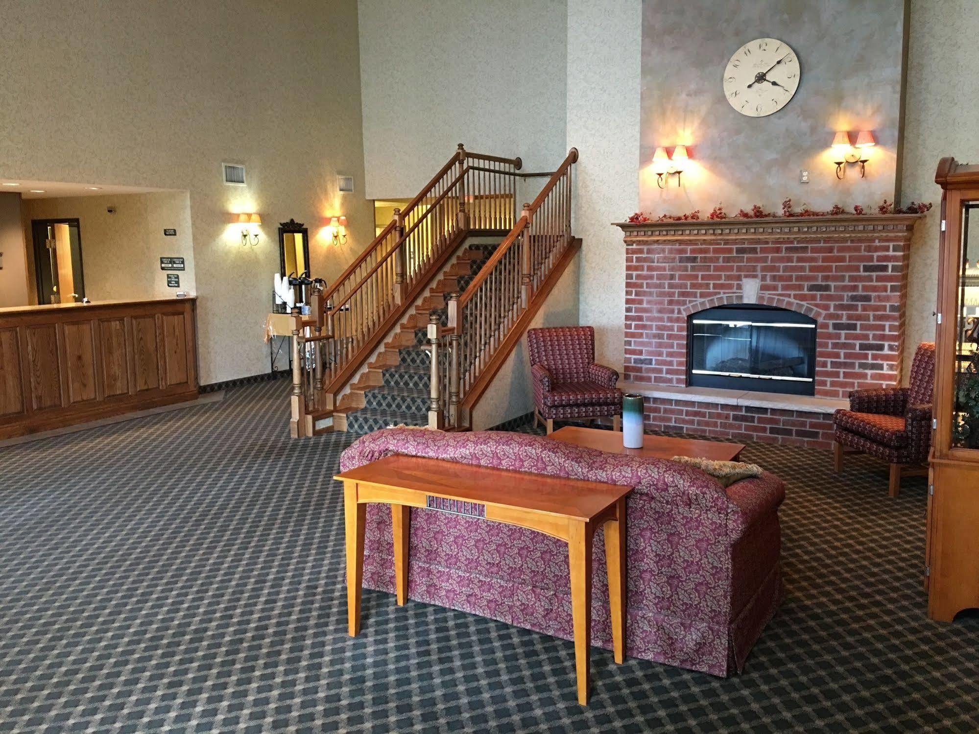 Americinn By Wyndham Fulton Clinton Extérieur photo